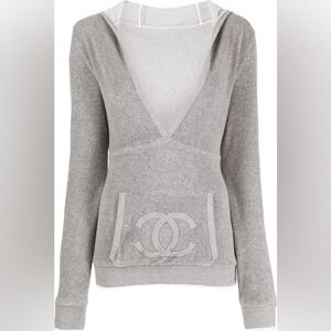 CHANEL Vintage Sweatshirt with CC Logo